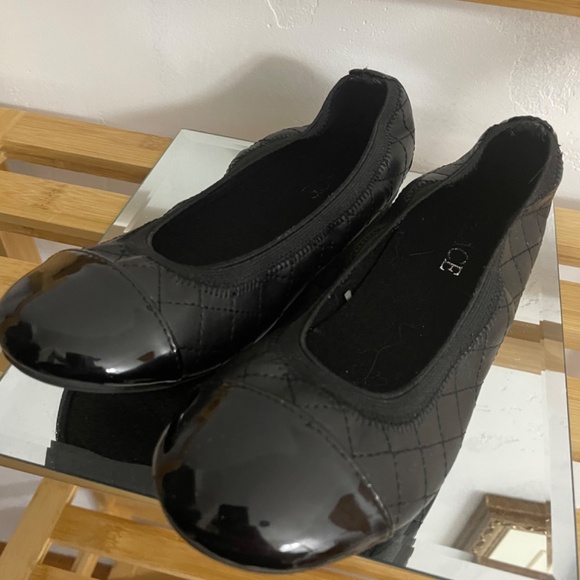 Black Slip on shoes never worn - Picture 6 of 8